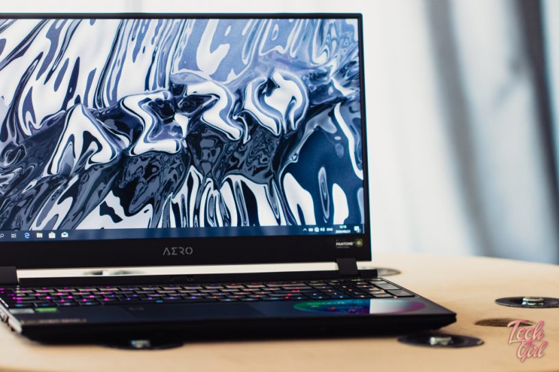 Gigabyte AERO 15 OLED Feature