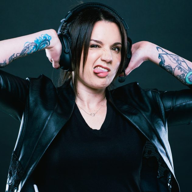 sam tech girl wright