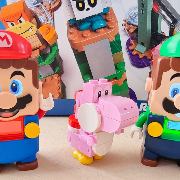 Lego Luigi starter course