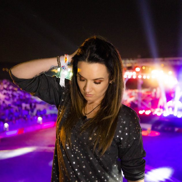 sam tech girl wright