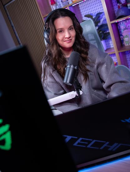 Sam "Tech Girl" Wright at her PC setup, host of the Loading In podcast.